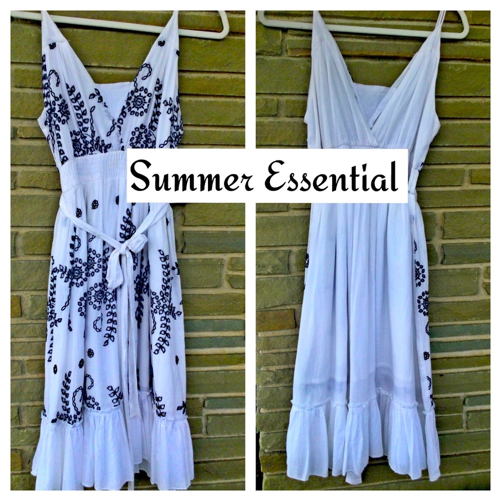 ⚜️100% Cotton Embroidered Dress